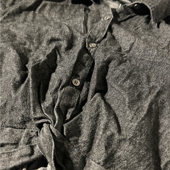 BUTTON UP BLACK CROP TOP [ FOREVER 21 ] - Picture 4 of 6